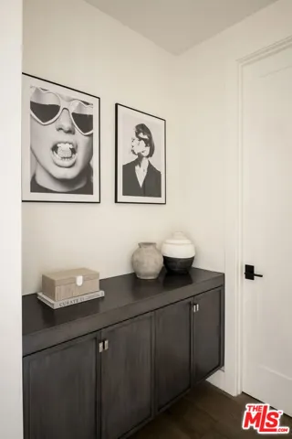 2053 Kerwood Avenue, Los Angeles, California 90025