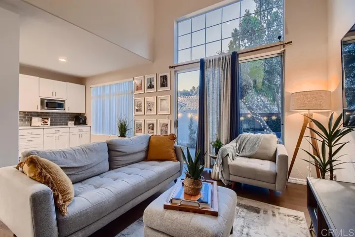 12379 Caminito Festivo, San Diego, California 92131