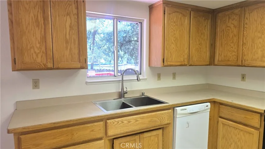 New sink & faucet