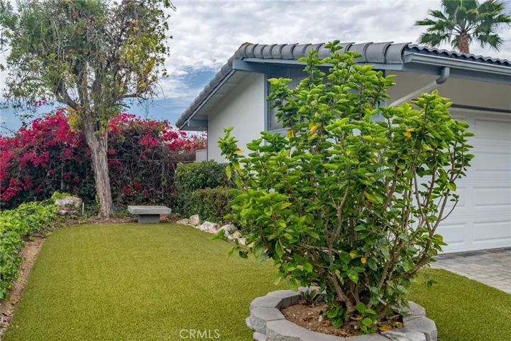32221 Sea Raven Drive, Rancho Palos Verdes, California 90275