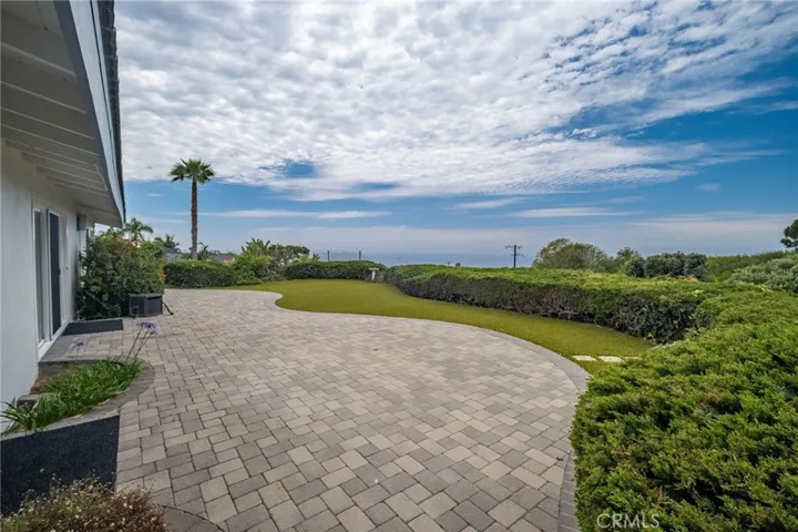 32221 Sea Raven Drive, Rancho Palos Verdes, California 90275