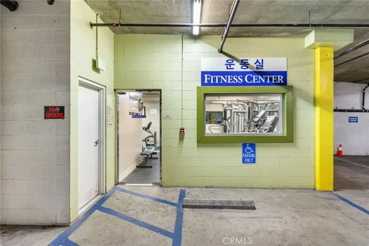 917 S New Hampshire 215, Los Angeles, California 90006
