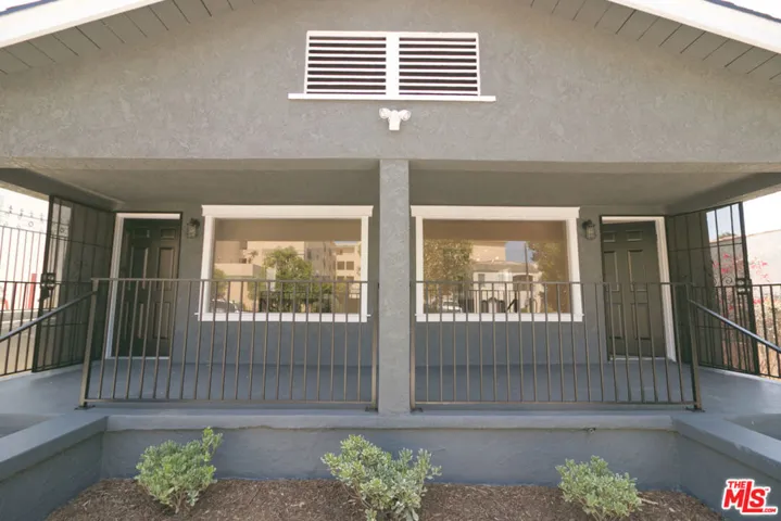 2510 S Bronson Avenue, Los Angeles, California 90018