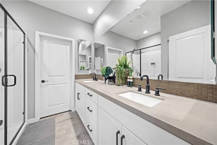 207 Winterbrook, Lake Forest, California 92610