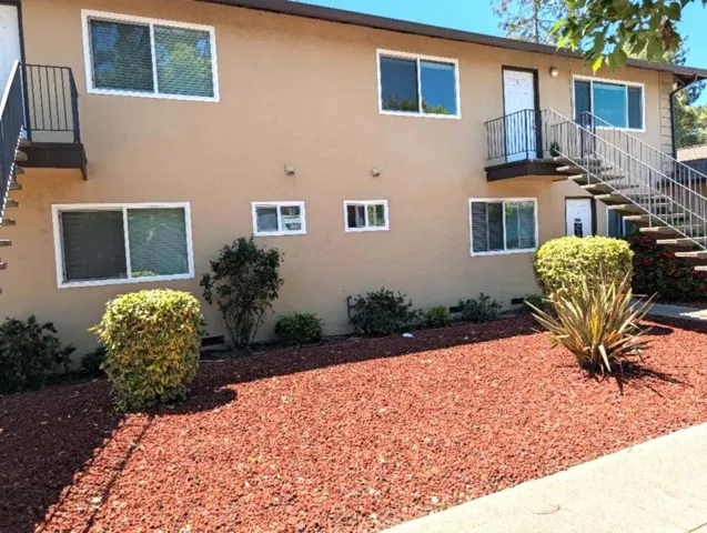 212 Wilton Drive, Campbell, California 95008