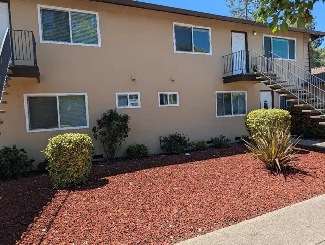 212 Wilton Drive, Campbell, California 95008