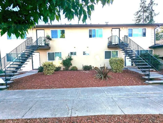 212 Wilton Drive, Campbell, California 95008