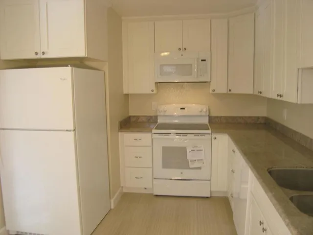 212 Wilton Drive, Campbell, California 95008