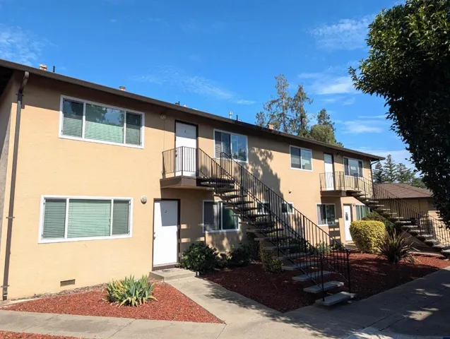 212 Wilton Drive, Campbell, California 95008