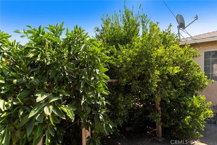 2725 Adriatic Avenue, Long Beach, California 90810