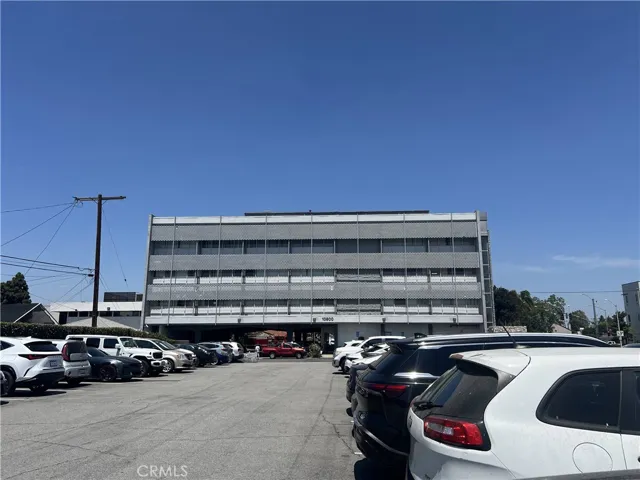 10800 Paramount Boulevard 406, Downey, California 90241