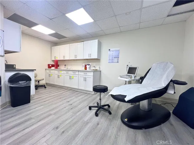 10800 Paramount Boulevard 406, Downey, California 90241