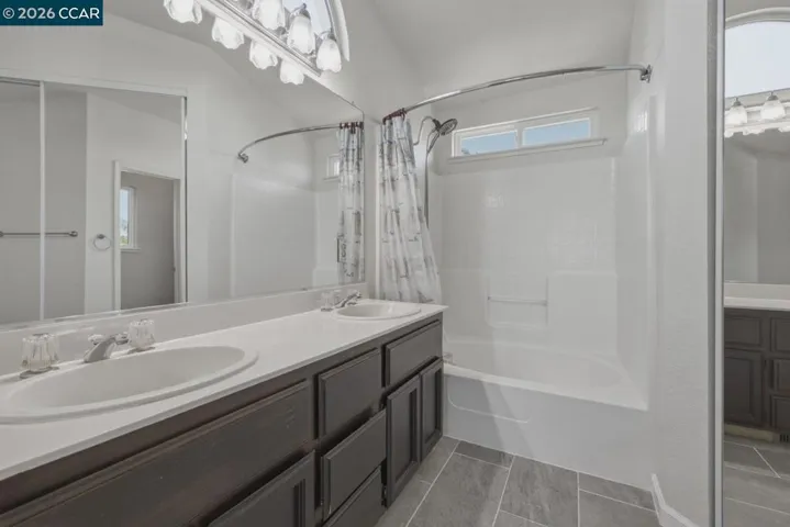 1029 Twinbridge Ct, Brentwood, California 94513