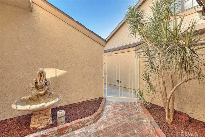 25205 Chestnutwood, Lake Forest, California 92630