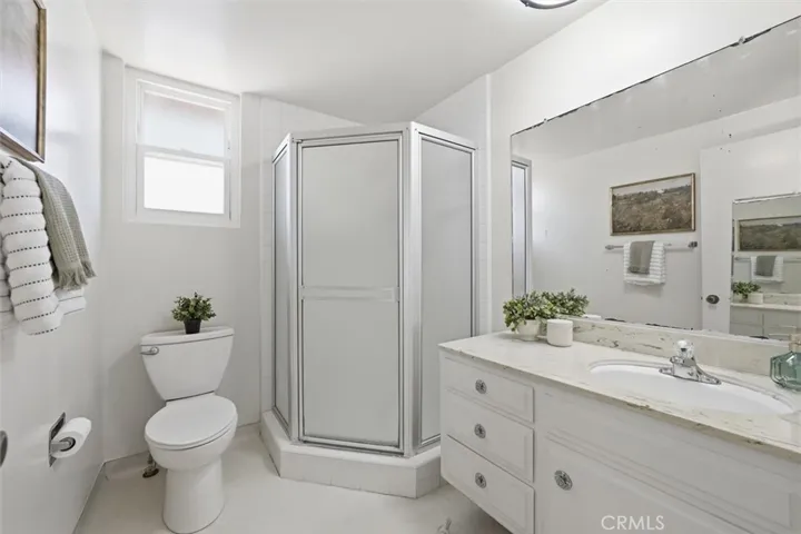 18216 Manhattan, Torrance, California 90504