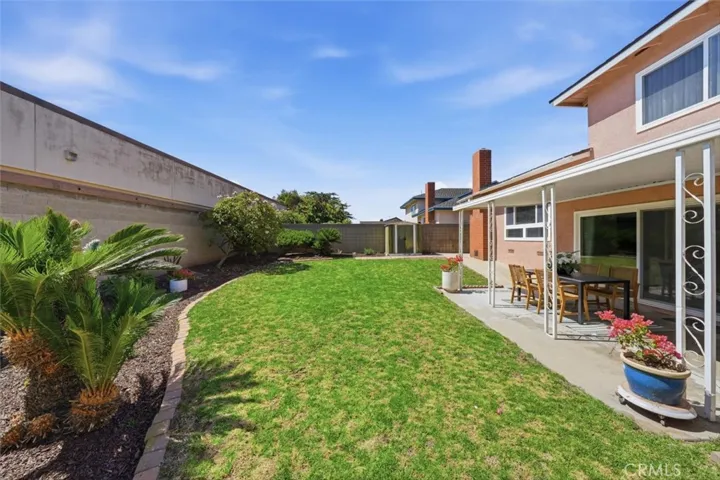 18216 Manhattan, Torrance, California 90504