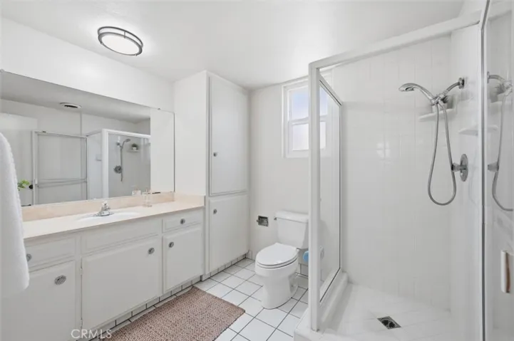 18216 Manhattan, Torrance, California 90504
