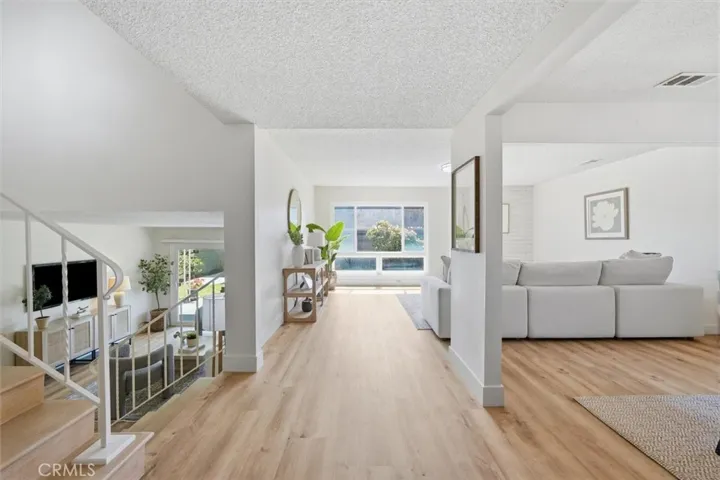 18216 Manhattan, Torrance, California 90504