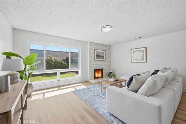 18216 Manhattan, Torrance, California 90504