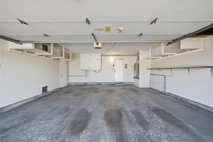 18216 Manhattan, Torrance, California 90504