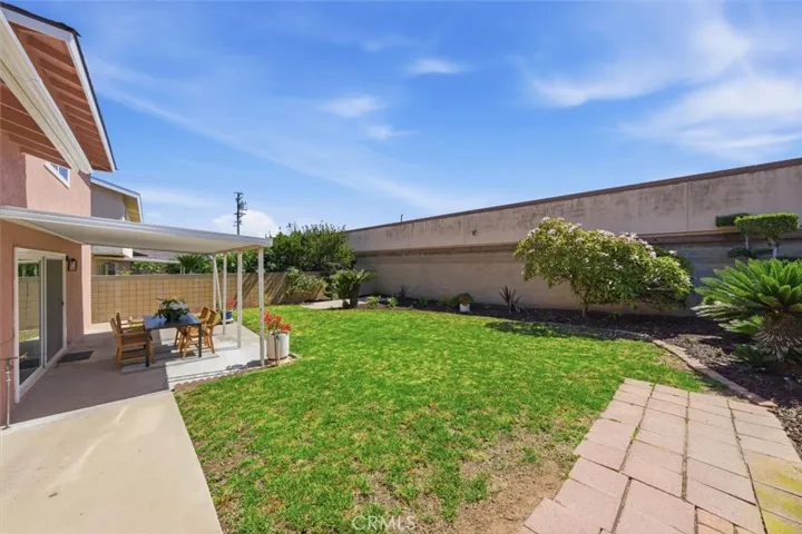 18216 Manhattan, Torrance, California 90504