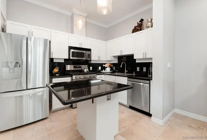 1277 Kettner Blvd 102, San Diego, California 92101