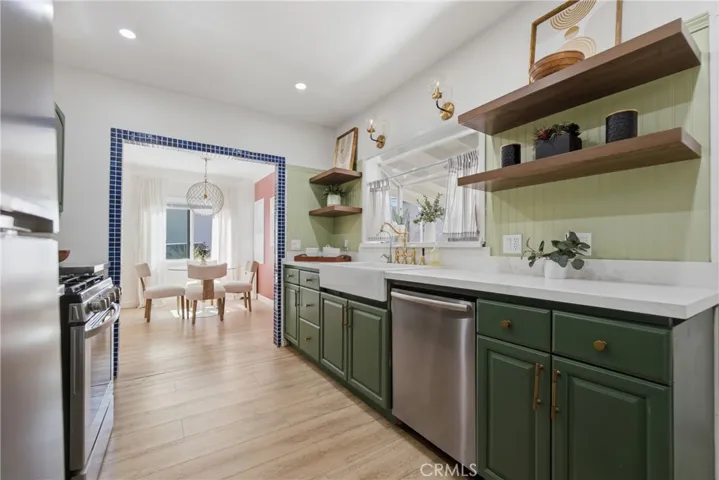 1652 Loma, Long Beach, California 90804