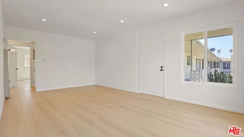1413 18th Street D, Santa Monica, California 90404