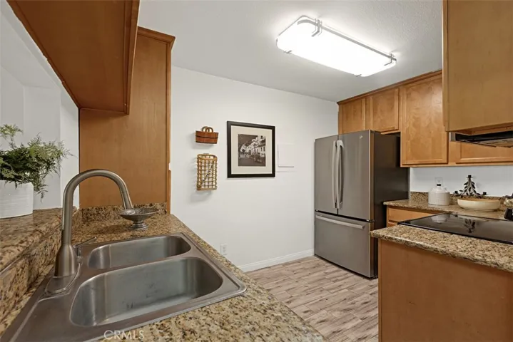 1345 Cabrillo Park F05, Santa Ana, California 92701