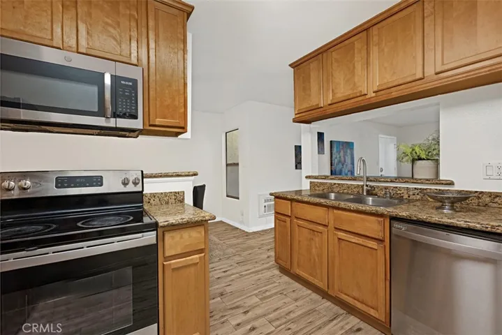 1345 Cabrillo Park F05, Santa Ana, California 92701