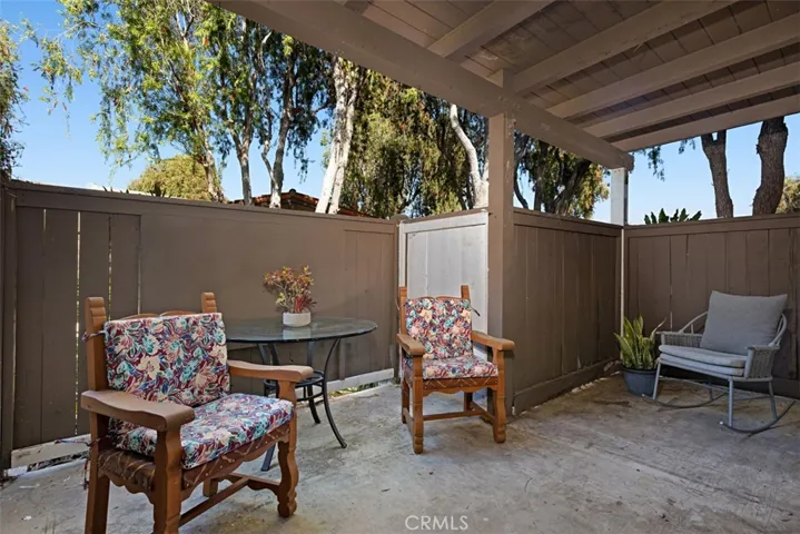 1345 Cabrillo Park F05, Santa Ana, California 92701