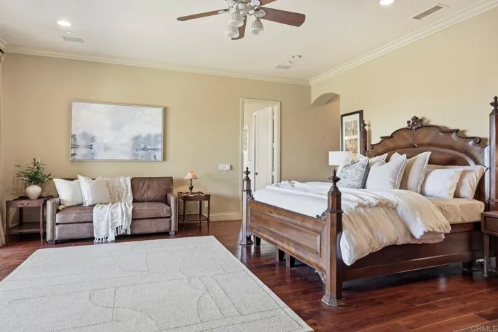 2484 Dos Lomas, Fallbrook, California 92028