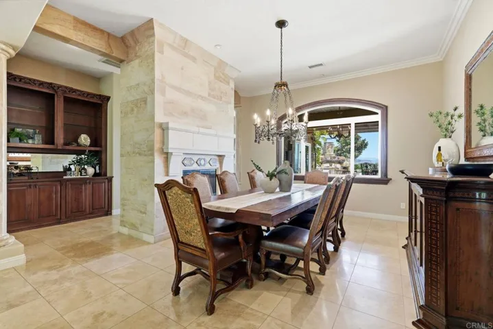 2484 Dos Lomas, Fallbrook, California 92028
