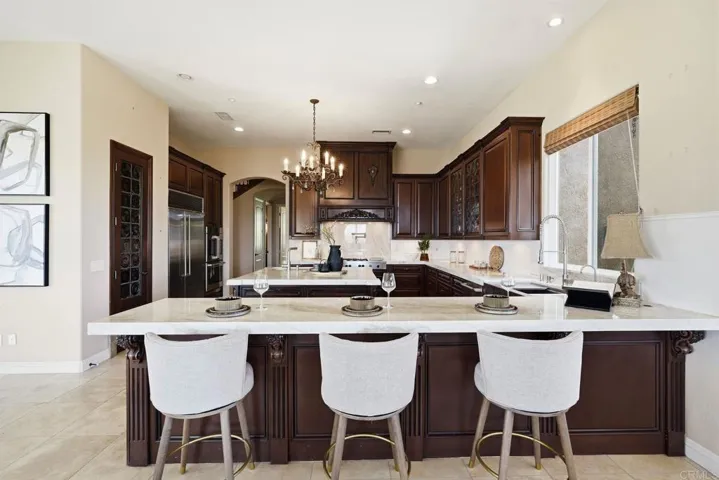 2484 Dos Lomas, Fallbrook, California 92028