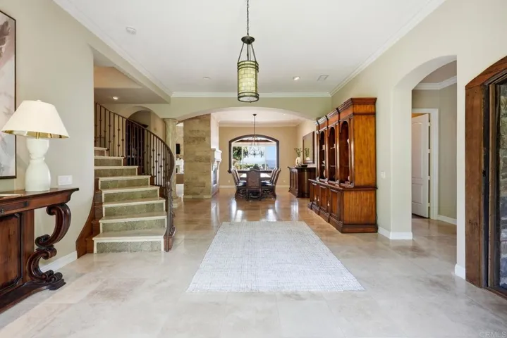 2484 Dos Lomas, Fallbrook, California 92028