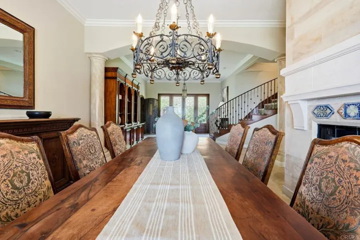 2484 Dos Lomas, Fallbrook, California 92028