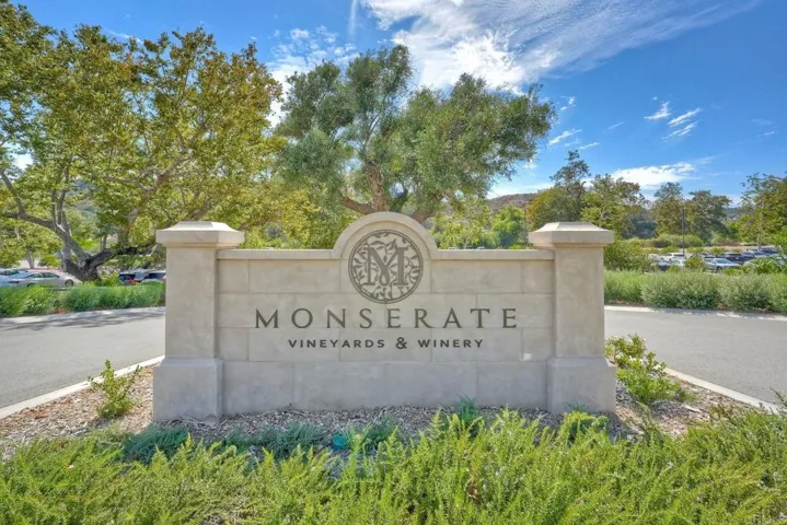 2484 Dos Lomas, Fallbrook, California 92028