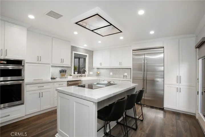 5227 Marina Pacifica N, Long Beach, California 90803