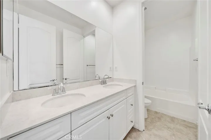 2991 E Via Corvina, Ontario, California 91764
