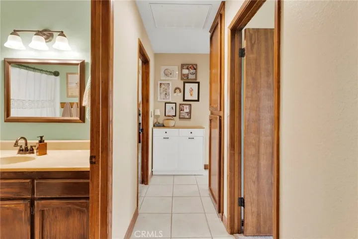 6432 Lime, Phelan, California 92371