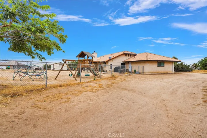 6432 Lime, Phelan, California 92371