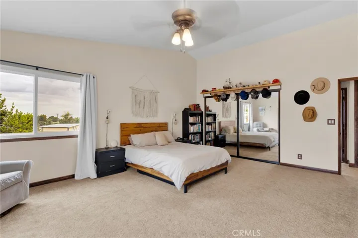 6432 Lime, Phelan, California 92371