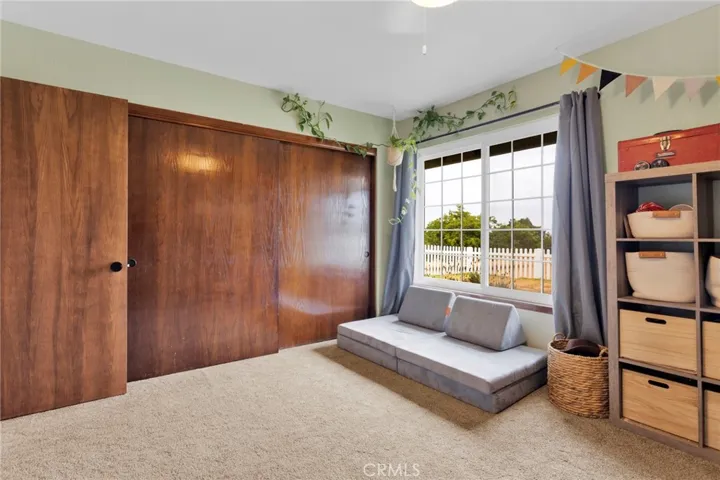 6432 Lime, Phelan, California 92371