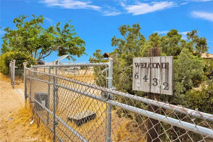6432 Lime, Phelan, California 92371