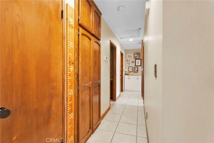 6432 Lime, Phelan, California 92371