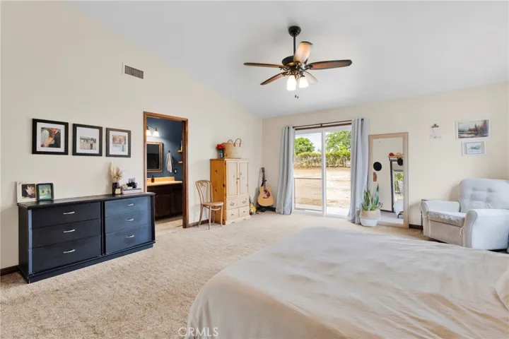 6432 Lime, Phelan, California 92371