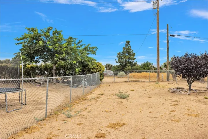 6432 Lime, Phelan, California 92371