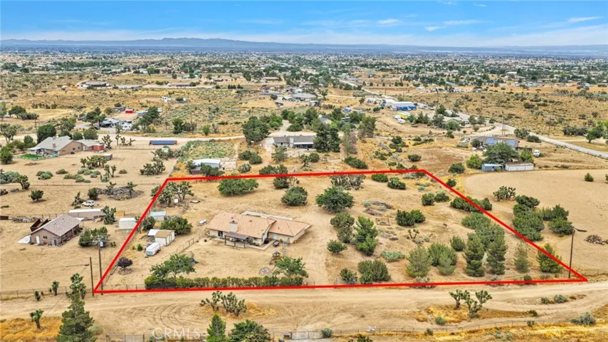6432 Lime, Phelan, California 92371