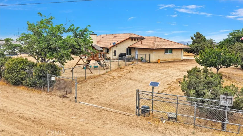 6432 Lime, Phelan, California 92371