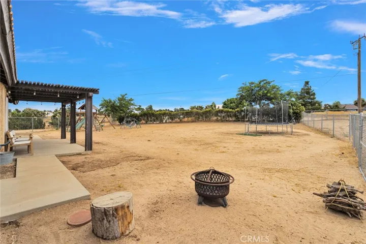 6432 Lime, Phelan, California 92371